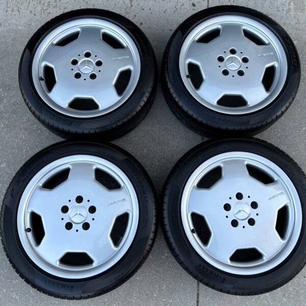 17″ AMG Aero II Monoblock Wheels with Pirelli Tires - AMG CAR PARTS SHOP