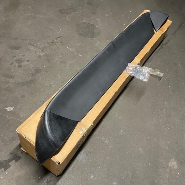 AMG Ducktail Spoiler W124 - AMG CAR PARTS SHOP