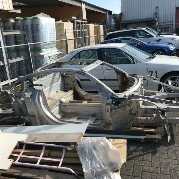 AUDI R8 5.2 V10 BODY - AMG CAR PARTS SHOP
