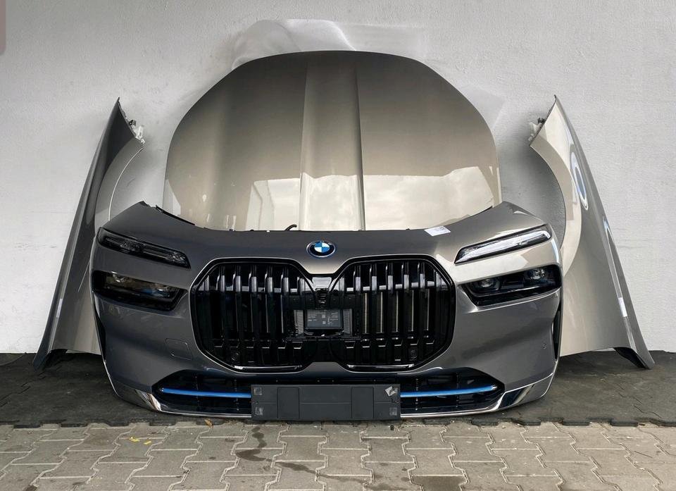 BMW i7 G70 Front End Package - AMG CAR PARTS SHOP