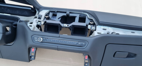 BMW Nappa Smooth-Leather Dashboard - AMG CAR PARTS SHOP