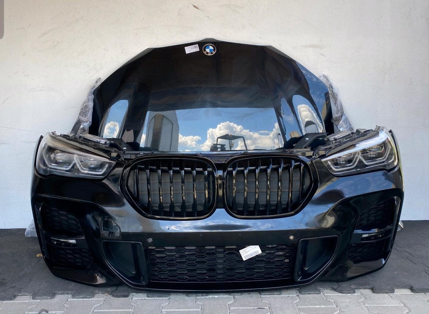 BMW X1 F48 LCI M-Package front - AMG CAR PARTS SHOP BMW X1 F48 LCI M-Package front - AMG CAR PARTS SHOP
