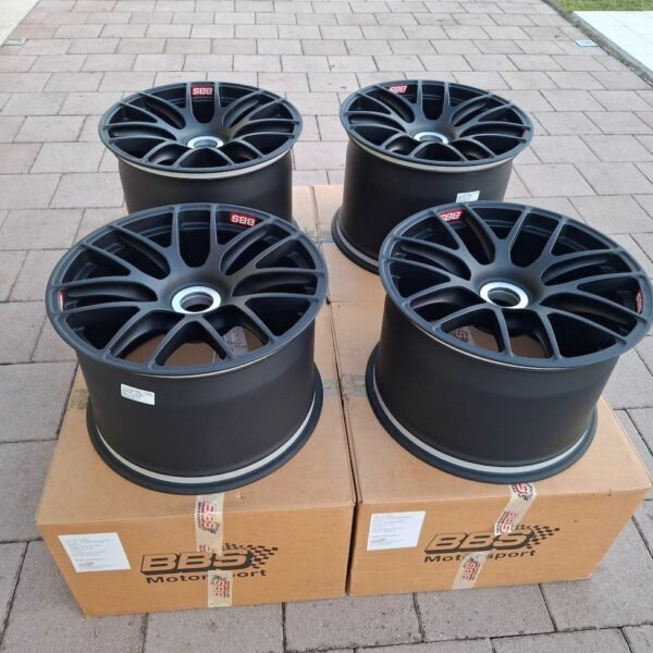 Forged Magnesium 18 Mercedes-AMG GT3 Wheels - AMG CAR PARTS SHOP