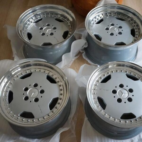 Genuine AMG Aero III 17 Wheel Set by OZ Racing - AMG CAR PARTS SHOP