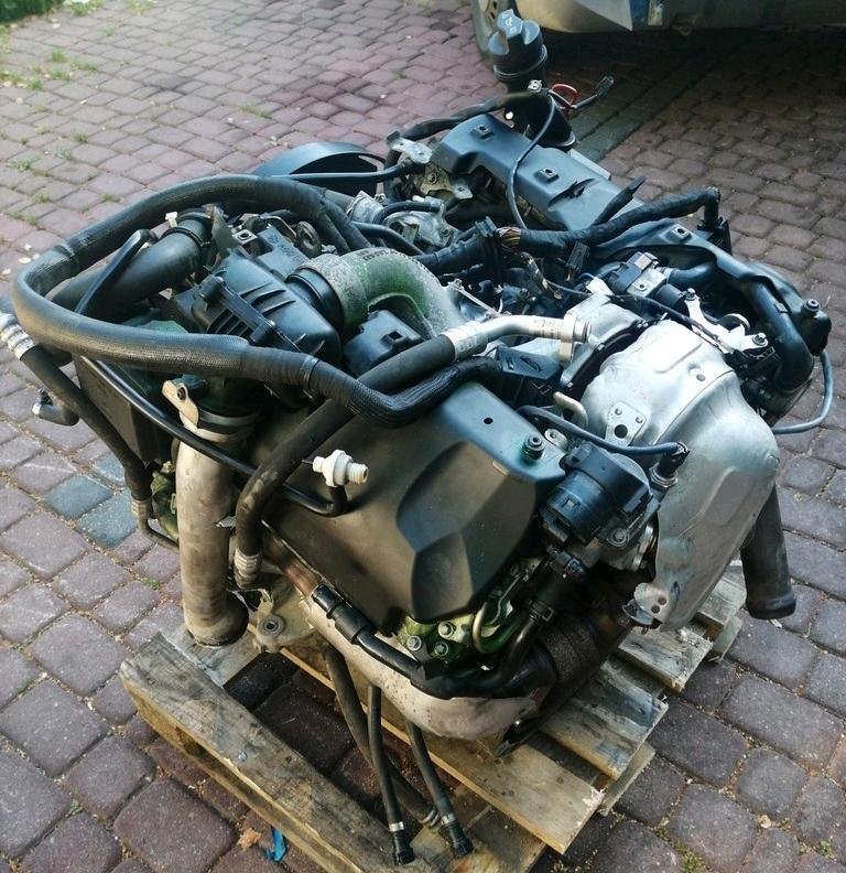 Genuine Mercedes-Benz OM642 3.0 CDI V6 Diesel Engine - AMG CAR PARTS SHOP