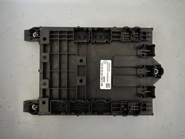 Mercedes-Benz Control Unit - AMG CAR PARTS SHOP
