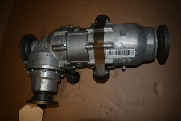 Mercedes-Benz front axle transfer case - AMG CAR PARTS SHOP