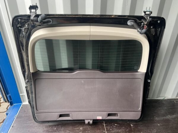 Mercedes-Benz GLE W166 Rear Tailgate - AMG CAR PARTS SHOP