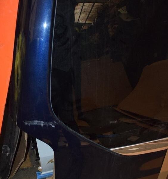 Mercedes-Benz V-Class W447 tailgate - AMG CAR PARTS SHOP