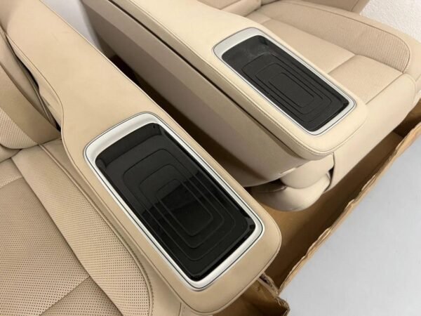 Mercedes-Benz V-Class W447/W448 Luxury Seat - AMG CAR PARTS SHOP