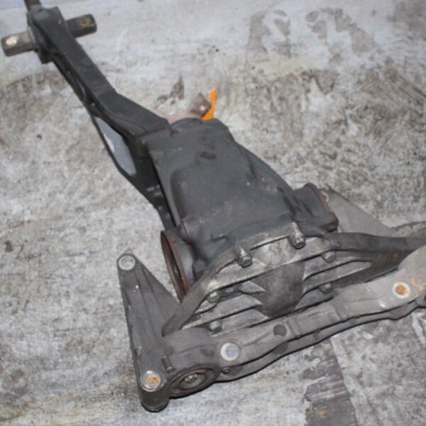 Mercedes-Benz Vito / V-Class W447 Rear Differential - AMG CAR PARTS SHOP