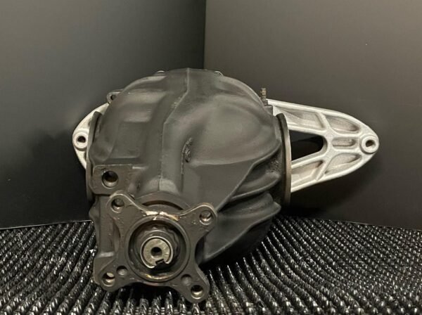 Mercedes-Benz Vito / Viano W639 Rear Axle Differential - AMG CAR PARTS SHOP