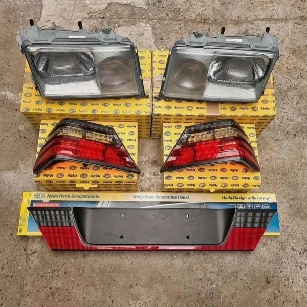 Mercedes-Benz W124 Optics Set - AMG CAR PARTS SHOP