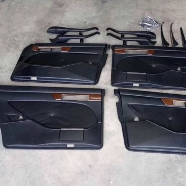 Mercedes-Benz W126 Door Panels - AMG CAR PARTS SHOP