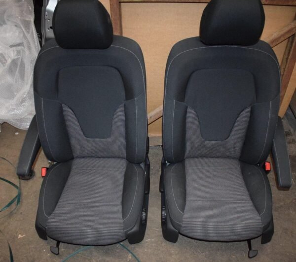 Mercedes-Benz w447 Driver and Passenger Seats - AMG CAR PARTS SHOP