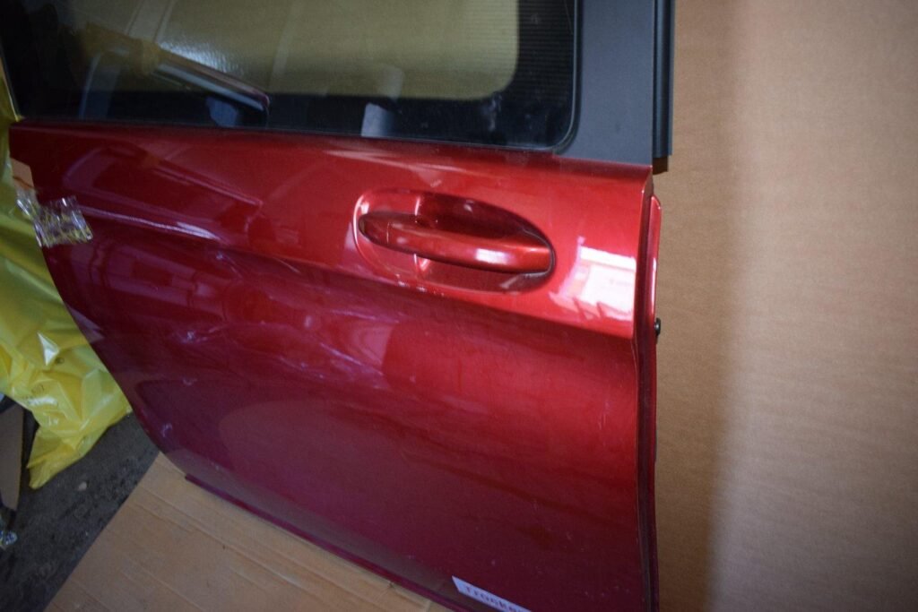 Mercedes-Benz W447 right sliding door - AMG CAR PARTS SHOP