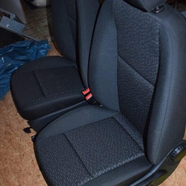Mercedes-Benz W907 Sprinter seats - AMG CAR PARTS SHOP