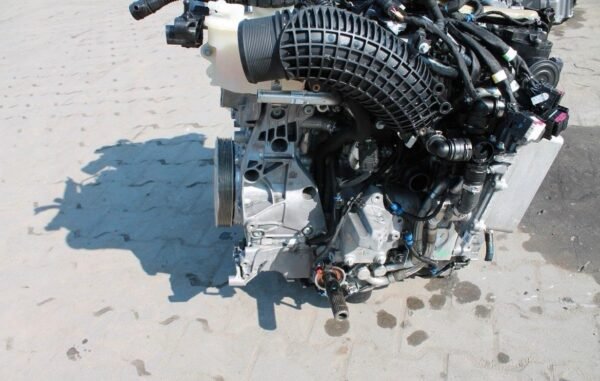 Mercedes C63 AMG Engine — 21,000 km - AMG CAR PARTS SHOP