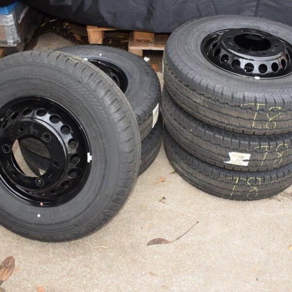 Mercedes Sprinter Steel Wheel Set - AMG CAR PARTS SHOP