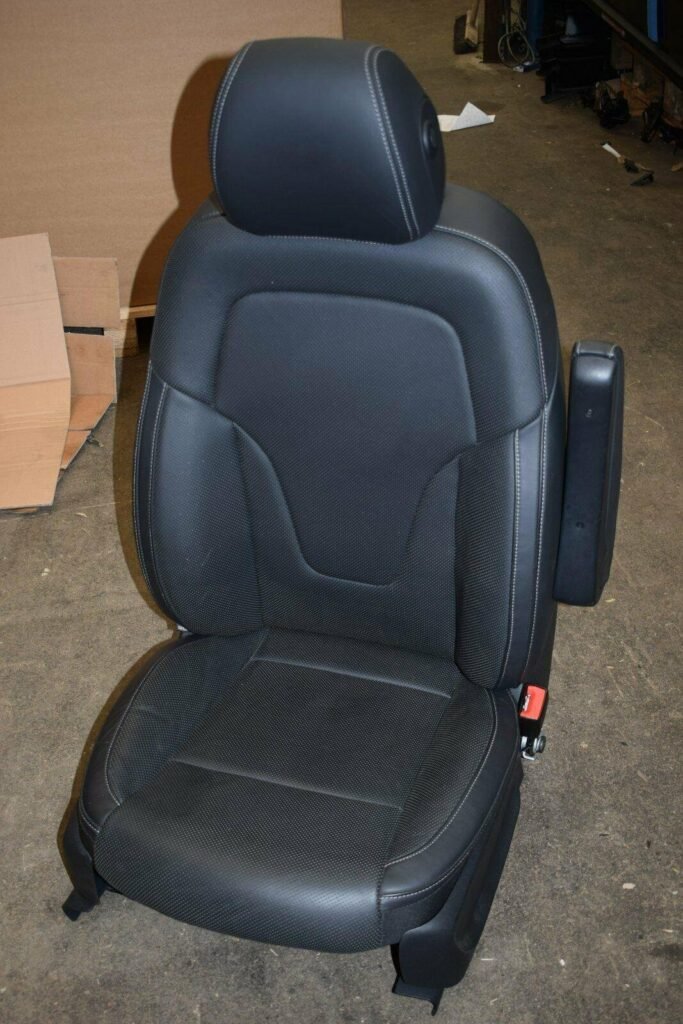 Mercedes W447 Passenger Seat — Black Leather — Fully Electric - AMG CAR PARTS SHOP