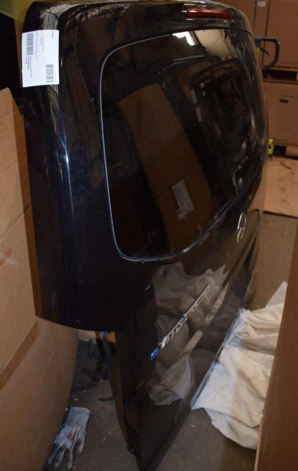 Mercedes W447 Tailgate - AMG CAR PARTS SHOP