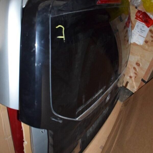 Mercedes W447 V-Class Rear Door Window - AMG CAR PARTS SHOP
