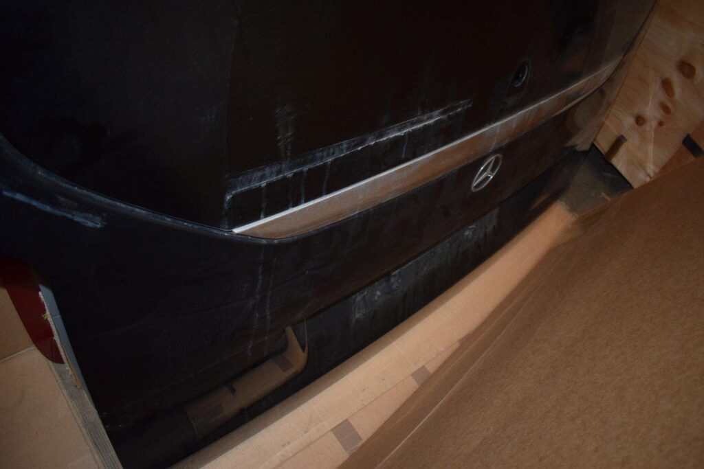 Mercedes W447 V-Class Rear Door Window - AMG CAR PARTS SHOP