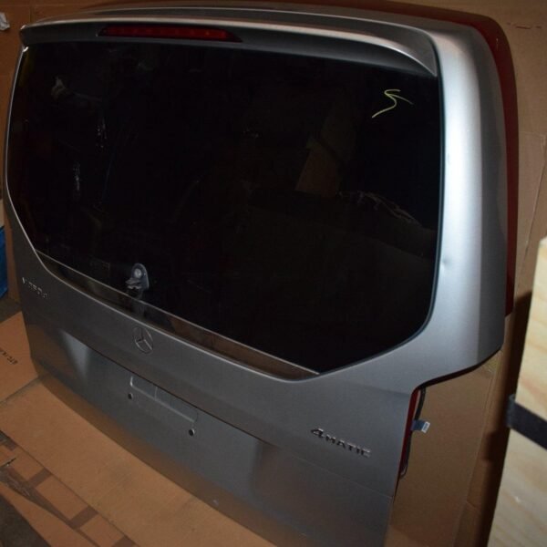 Mercedes W447 V-Class Rear Tailgate - AMG CAR PARTS SHOP