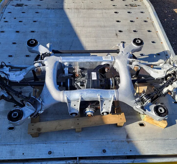 OEM Rear Axle Assembly: 2018 BMW M5 F90 - AMG CAR PARTS SHOP