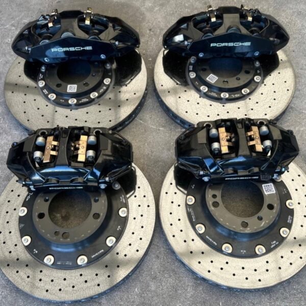 Porsche 911/992 Turbo S Ceramic Brake System - AMG CAR PARTS SHOP